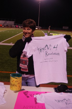 Kim Farmer helping out at Time Out 4 Revelation